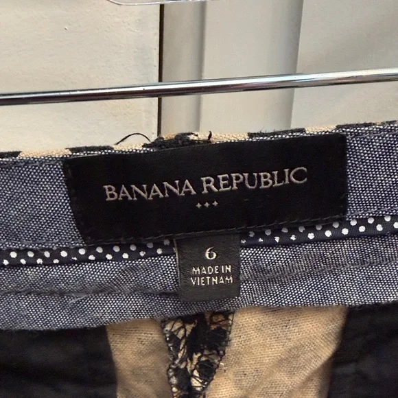 Banana Republic Animal Print High Waist Shorts - Picture 2 of 5